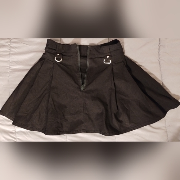 Vintage KILLSTAR Pleated, Back Zip Mini Skirt. - Picture 13 of 14